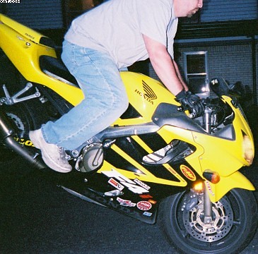 me stoppie at apartments